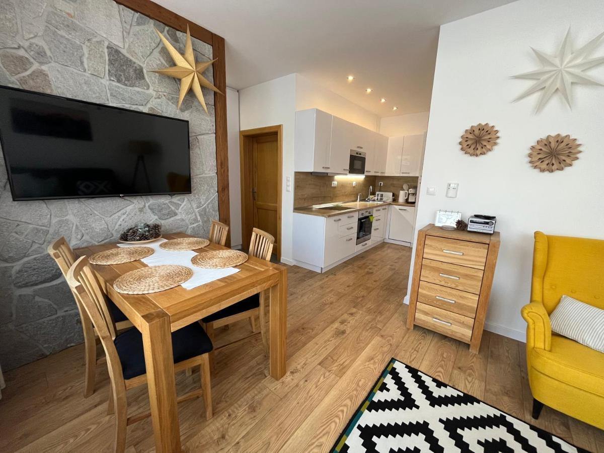 Apartmany Bobulky ตาตรันสกา ลอมนีจา ภายนอก รูปภาพ